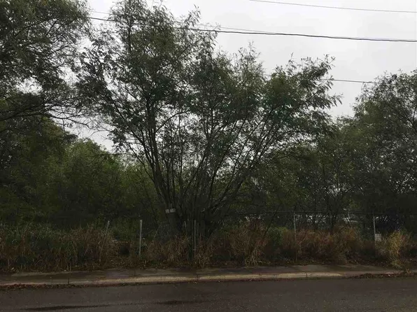 2014 Callaghan St, Laredo, TX 78040
