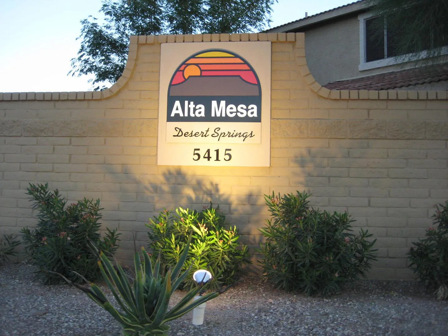 Studio, 1468 sqft, $2,950 — Photo 4