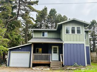1106 227th Ln, Ocean Park, WA 98640