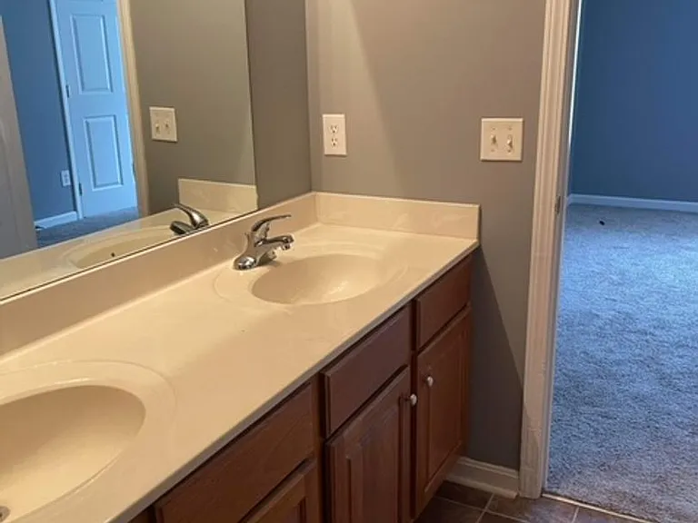 754 W Elm Rd — Photo 25