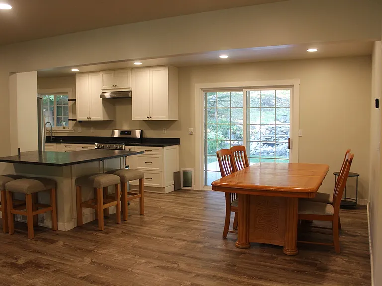 996 Thrushwood Dr — Photo 31