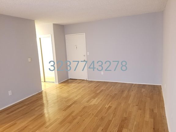 3rd image of 7032 Lanewood Ave #105
