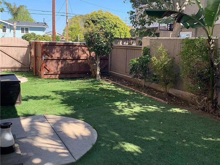 1007 Lilienthal Ln — Photo 35