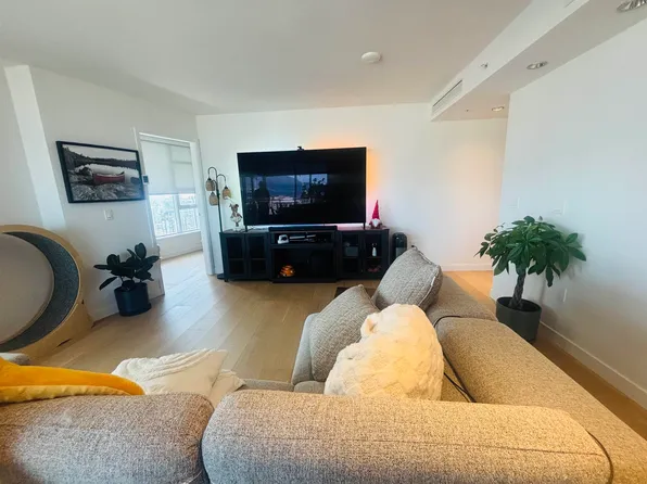 1289 Hornby St #3502, Vancouver, BC V6Z 0G7