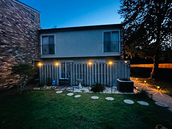 4th image of 4701 Huron Dr