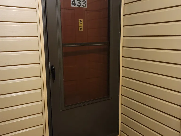433 Danbury Ln #433 — Photo 7