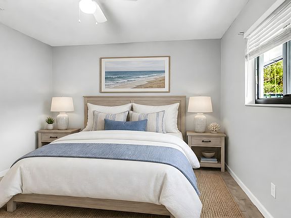 4th image of 804 SW 28th Street #1-2