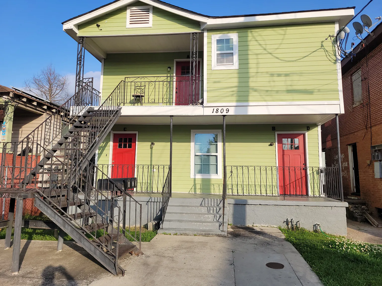 1 bed, 425 sqft, $1,100 — Photo 2
