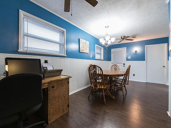 3rd image of 604 N 28th St