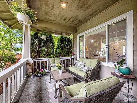 4th image of 24006 SE 10th Street
