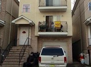 870 Flora St, Elizabeth, NJ 07201