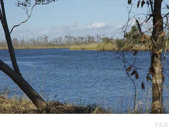 5th image of 2022 Mackey Key Dr