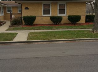 2151 Portsmouth Ave, Westchester, IL 60154