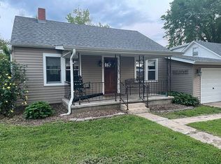 5572 Chestnut St, Augusta, MO 63332