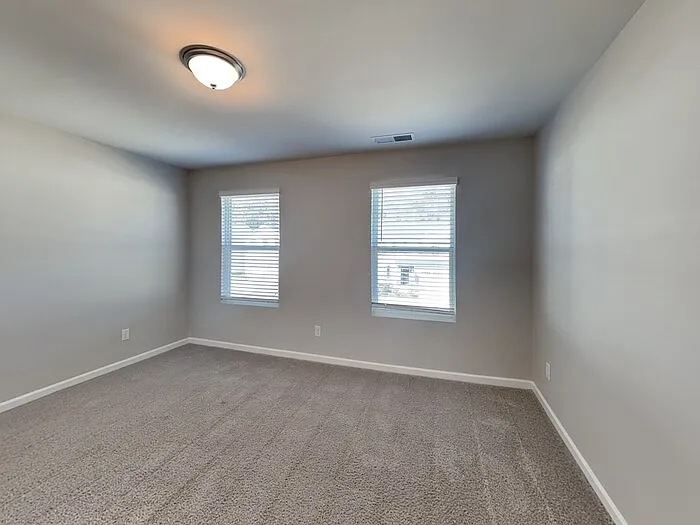 708 Andrews St NW — Photo 15