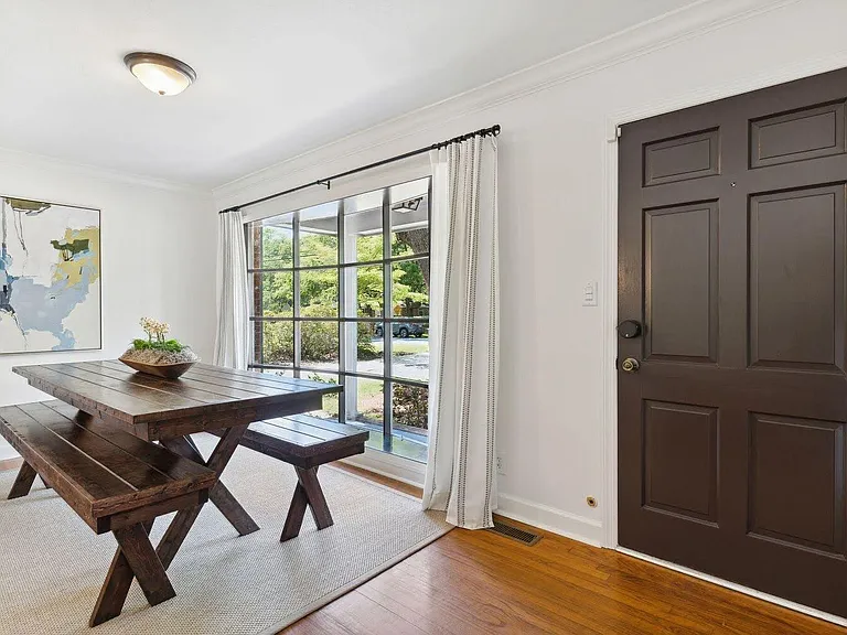 857 Stiles Dr — Photo 11