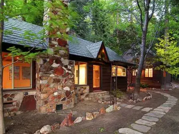 881 State Highway 173, Lake Arrowhead, CA 92352