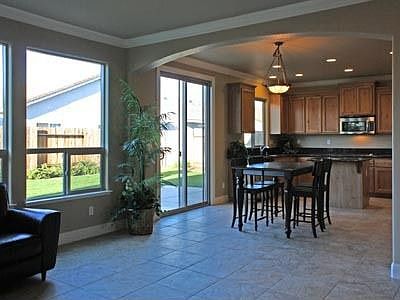Lot 123 Picture 04