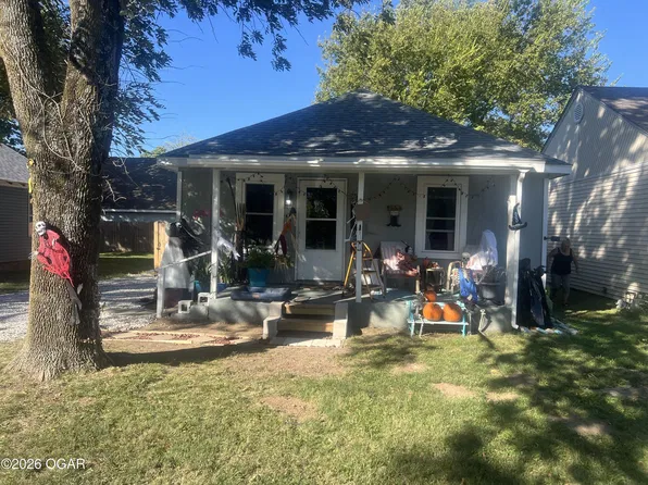 317 Military Ave, Baxter Springs, KS 66713