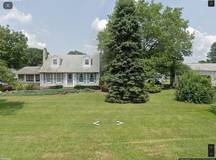 1594 Edgewood Rd, Yardley, PA 19067