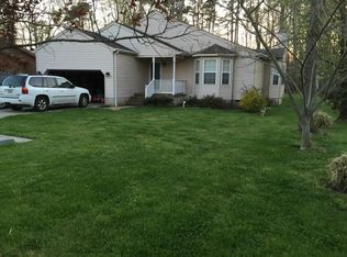 8 Misty Creek Ln, Hampton, VA 23669