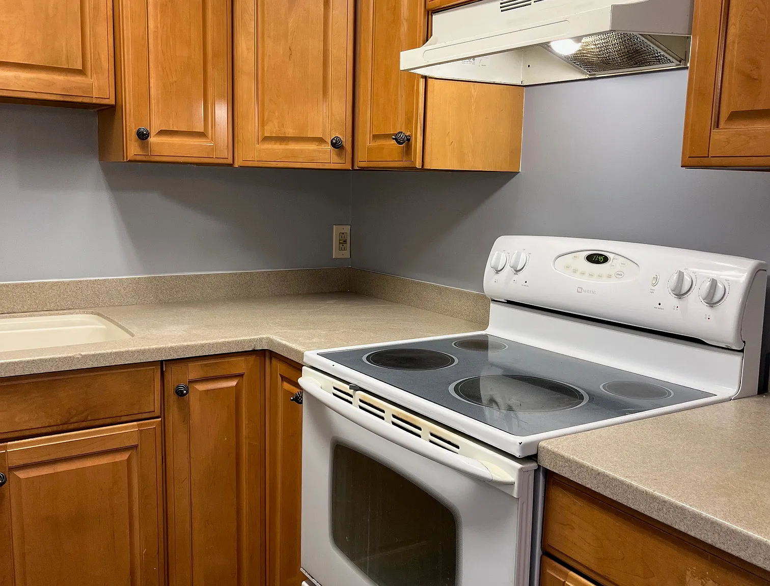 2 bed, 759 sqft, $1,700 — Photo 3
