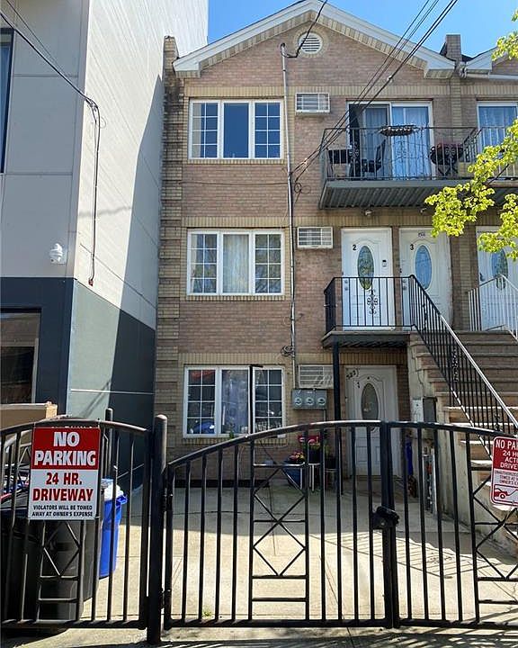 1st image of 522 Midwood St
