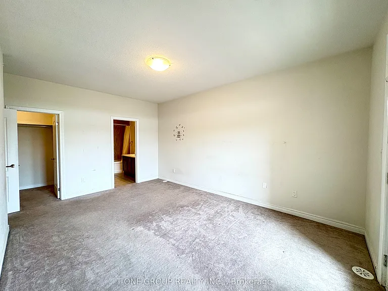 107 Luzon Ave #B — Photo 10