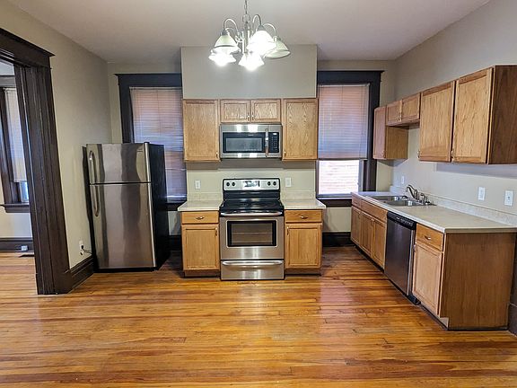 5th image of 2201 Jules St #2203A
