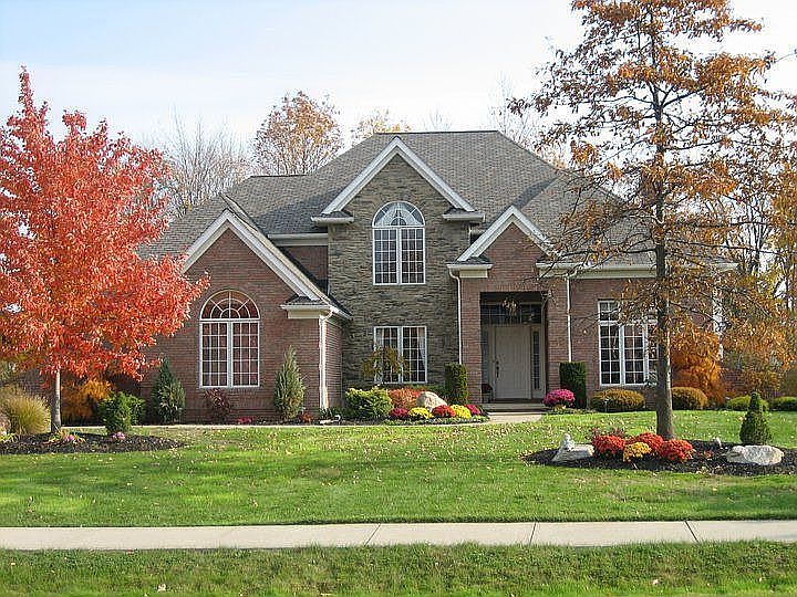 1019 Orchard Lane