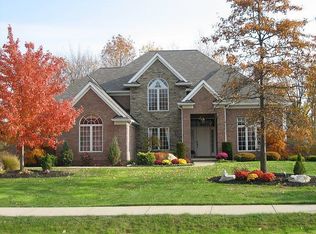 1019 Orchard Ln, Broadview Heights, OH 44147