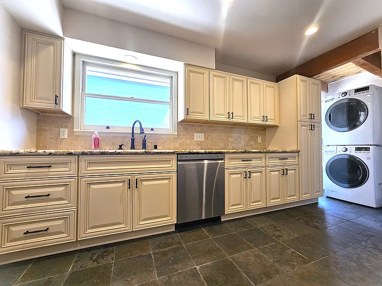 17162 Elm Ln #A — Photo 12