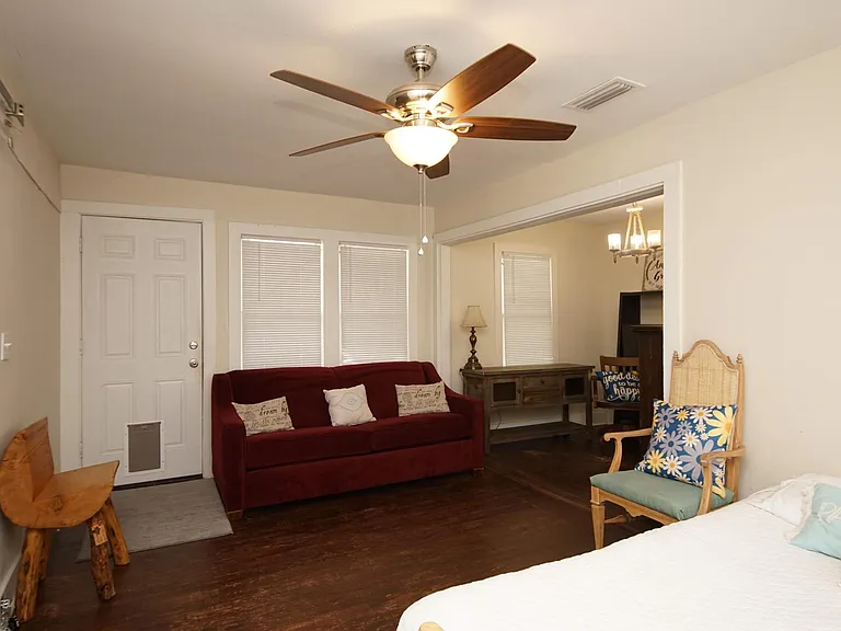 37 Magnolia Ave — Photo 41