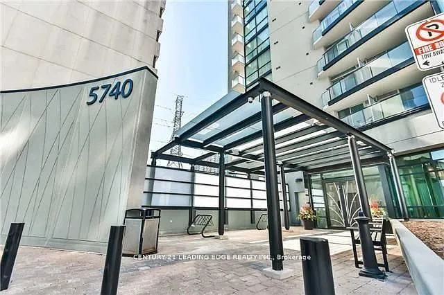5740 Yonge St #504