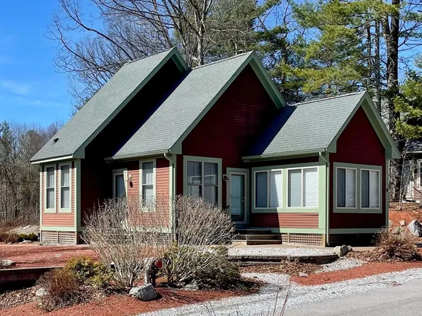 6 Farmhouse Row Unit 6, Westford, MA 01886