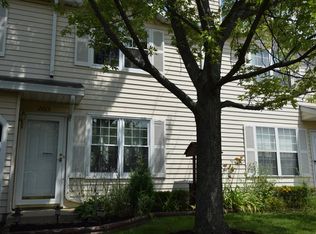 2015 Westview Ln, Round Lake Beach, IL