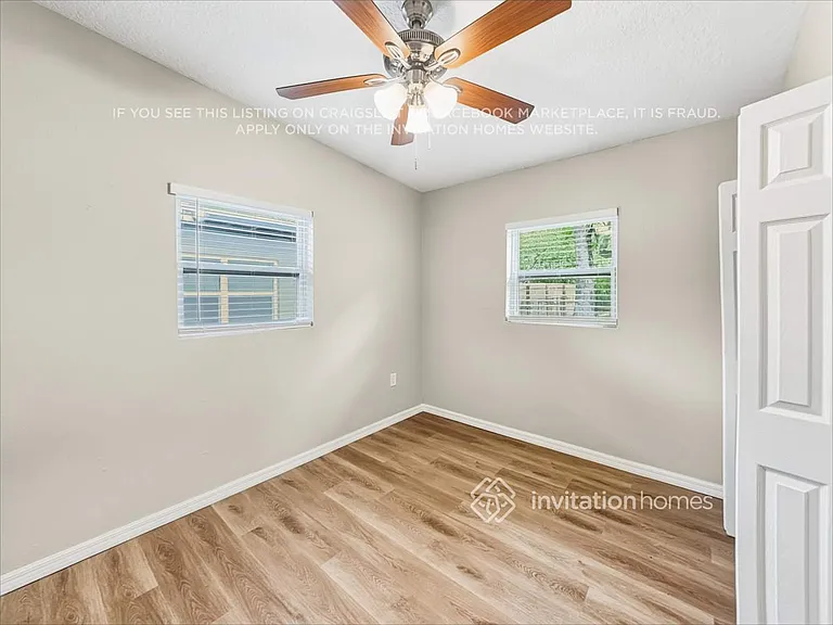 904 Citrus St — Photo 8