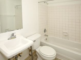 702 Turtle Creek North Dr APT 9, Indianapolis, IN 46227