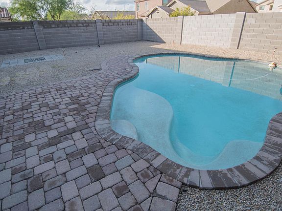 4th image of 35786 W Velazquez Dr