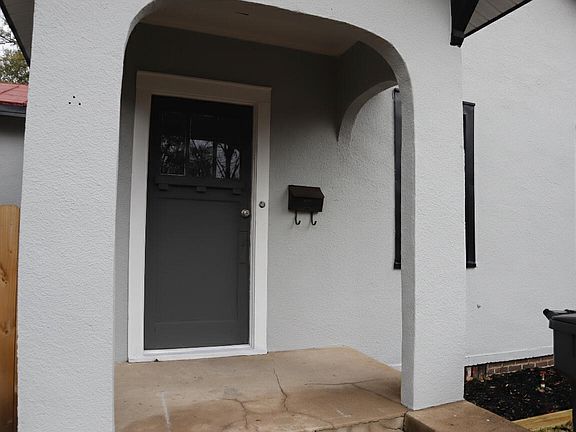 4th image of 2415 Wrightsboro Road