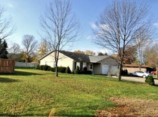 147 Veasey Ln, Pataskala, OH 43062
