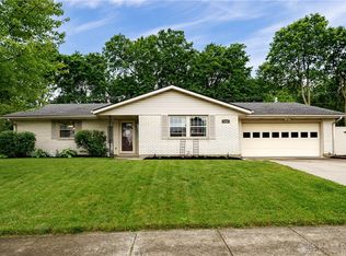 650 Hathaway Trl, Tipp City, OH 45371
