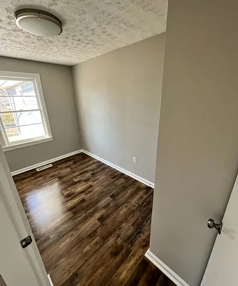 1701 Catherine Dr — Photo 5