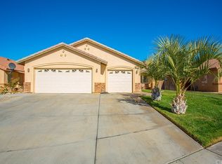 10458 Carmen St, Adelanto, CA 92301