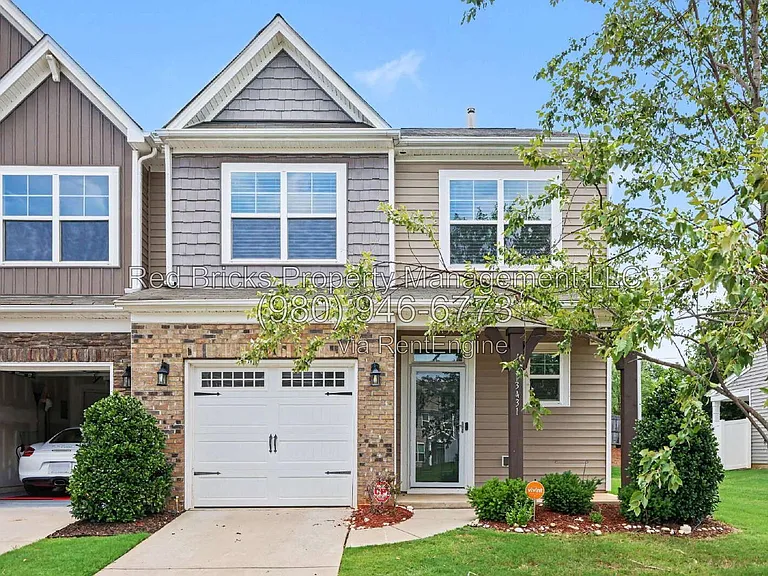 13431 Savannah Point Dr — Photo 1
