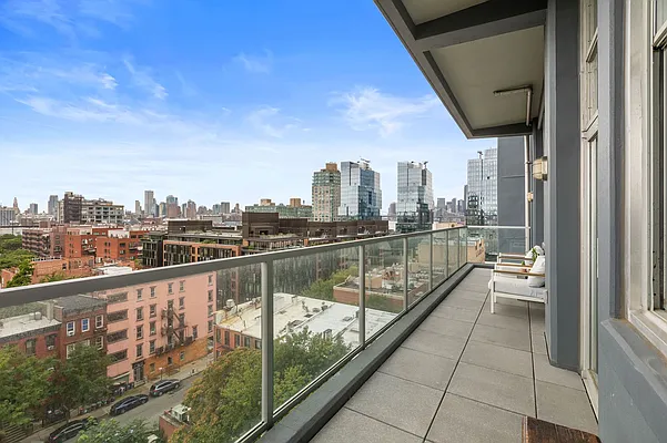 Sold by Isaacs Ganz Real Estate | media 10