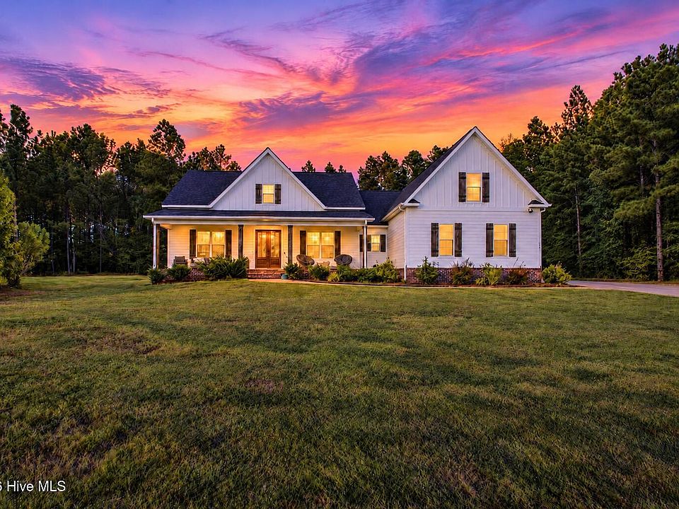 1st image of 1410 Dunwoody Place