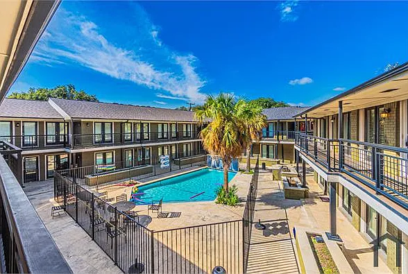 1 bed, 618 sqft, $1,200 — Photo 4