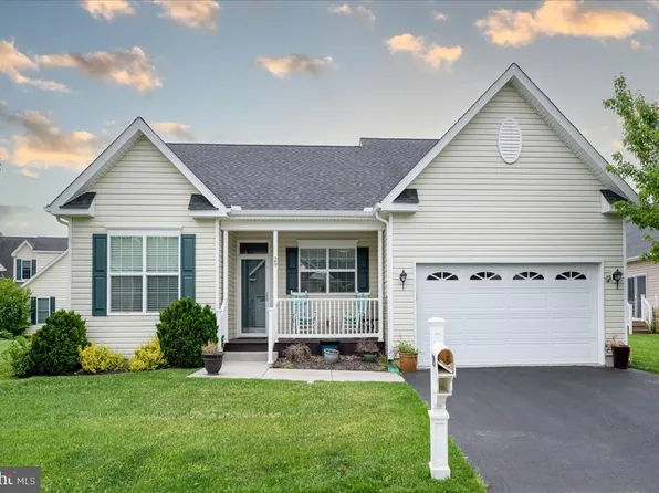 29 Winding Carriage Ln, Dover, DE 19904