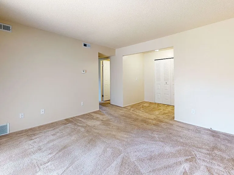 Swiss Valley Apartments — Photo 49